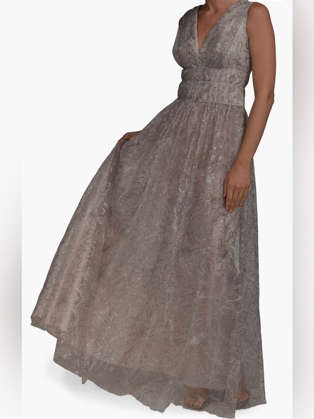 NWOT Size 12 Donna Karan New York sequin embroidered mesh sleeveless gown